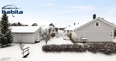 1 bedroom apartment in Karpero, Finland