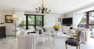 6 room apartment in Warsaw, Poland