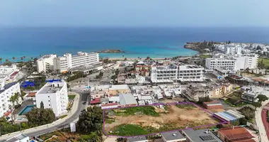 Terrain dans Paralímni, Chypre