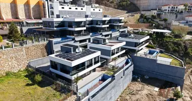 Villa 4 chambres dans Muratpasa, Turquie