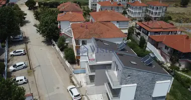 Wohnungen auf mehreren Ebenen 3 Schlafzimmer in Nea Flogita, Griechenland