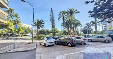 Commercial property 269 m² in Alicante, Spain