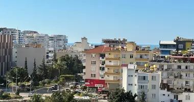 Mieszkanie 2 pokoi w Mahmutlar, Turcja