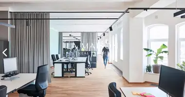 Investissement 2 300 m² dans Strovolos, Chypre