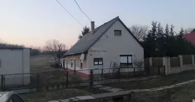 2 room house in Komárom-Esztergom, Hungary