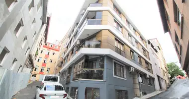 3 bedroom apartment in Beyoglu, Turkey