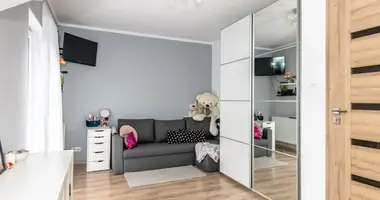 Dom w Gowarzewo, Polska