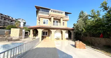 Villa 7 bedrooms in Oba, Turkey