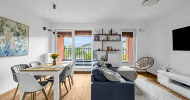 Wohnung 3 zimmer in Warschau, Polen