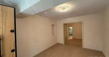 Bureau 50 m² dans Tirana, Albanie