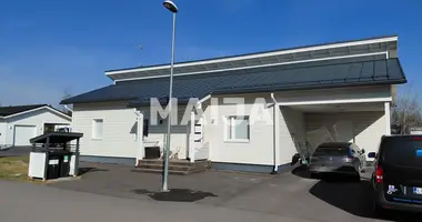 Casa 4 habitaciones en Nurmijarvi, Finlandia