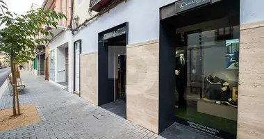 Tienda 121 m² en Barcelona, Španjolska