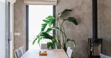4 bedroom apartment in Demos Agiou Athanasiou, Cyprus