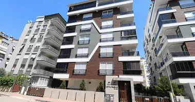 1 bedroom apartment in Muratpasa, Turkey
