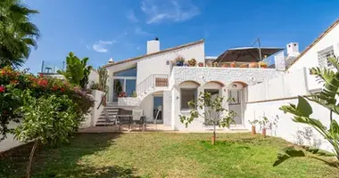 2 bedroom house in Dos Hermanas, Spain