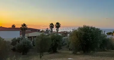 Grundstück in Pefkochori, Griechenland