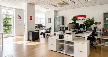 Офис 2 896 м² в Москва, Россия