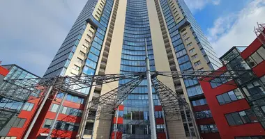 Apartamento 4 habitaciones en Minsk, Belarús