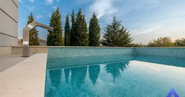 Вилла в 17, Черногория