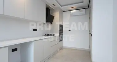 Wohnung 4 zimmer in Konyaalti, Türkei