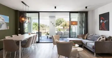Apartamento 3 habitaciones en Dos Hermanas, Španjolska