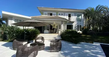 6 bedroom house in Regiao Imediata de Sao Paulo, Brazil