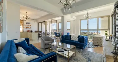 Wohnung 6 zimmer in Tivat, Montenegro