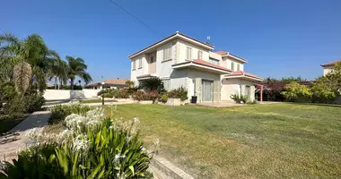 5 bedroom apartment in Ypsonas Municipality, Cyprus