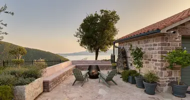 Villa en Gornja Lastva, Montenegro