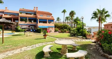 Wohnung 2 Schlafzimmer in Estepona, Spanien