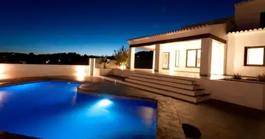 Villa 4 bedrooms in Teulada, Spain
