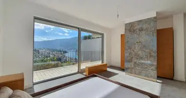 Penthouse 5 zimmer in Dobrota, Montenegro