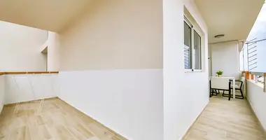 1 bedroom apartment in Arona, Spain