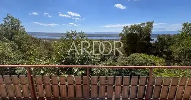 4 bedroom house in Jadranovo, Croatia