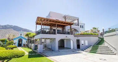 6 bedroom house in Greece