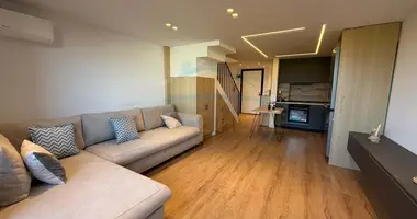 Apartamento 1 habitación en Condado de Tirana, Albania