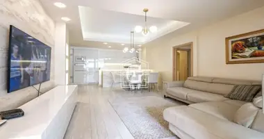 Apartamento 4 habitaciones en Budva, Montenegro