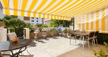 Haus 4 Schlafzimmer in Fuengirola, Spanien
