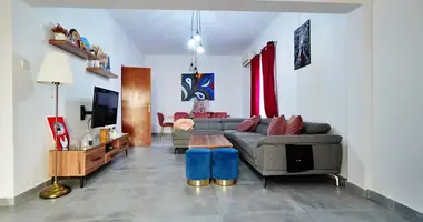 Villa 4 bedrooms in Xylotymbou, Cyprus