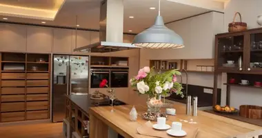 House 10 rooms in Lici, Latvia