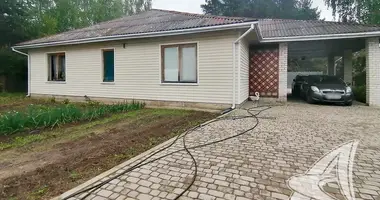 Casa en Kliejnikauski sielski Saviet, Belarús