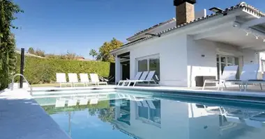 Haus 6 Schlafzimmer in Dos Hermanas, Spanien