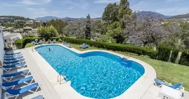 Haus 3 Schlafzimmer in San Pedro Alcantara, Spanien