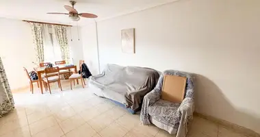 Mieszkanie 3 pokoi w Torrevieja, Hiszpania