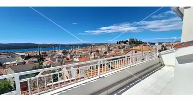 Wohnung 2 zimmer in Grad Sibenik, Kroatien