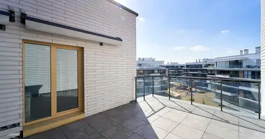 Wohnung 2 zimmer in Ratamka, Belarus