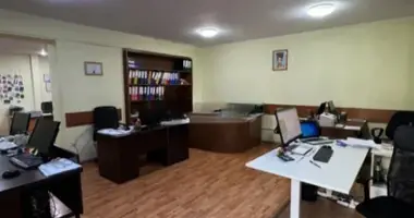 Oficina 120 m² en Tiflis, Georgia