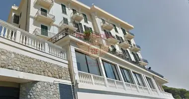 Mieszkanie 3 pokoi w Bordighera, Włochy