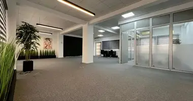 Офис 400 м² в муниципалитет Лимасол, Кипр