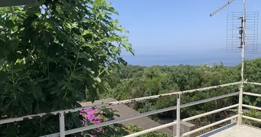 3 bedroom house in Kunje, Montenegro